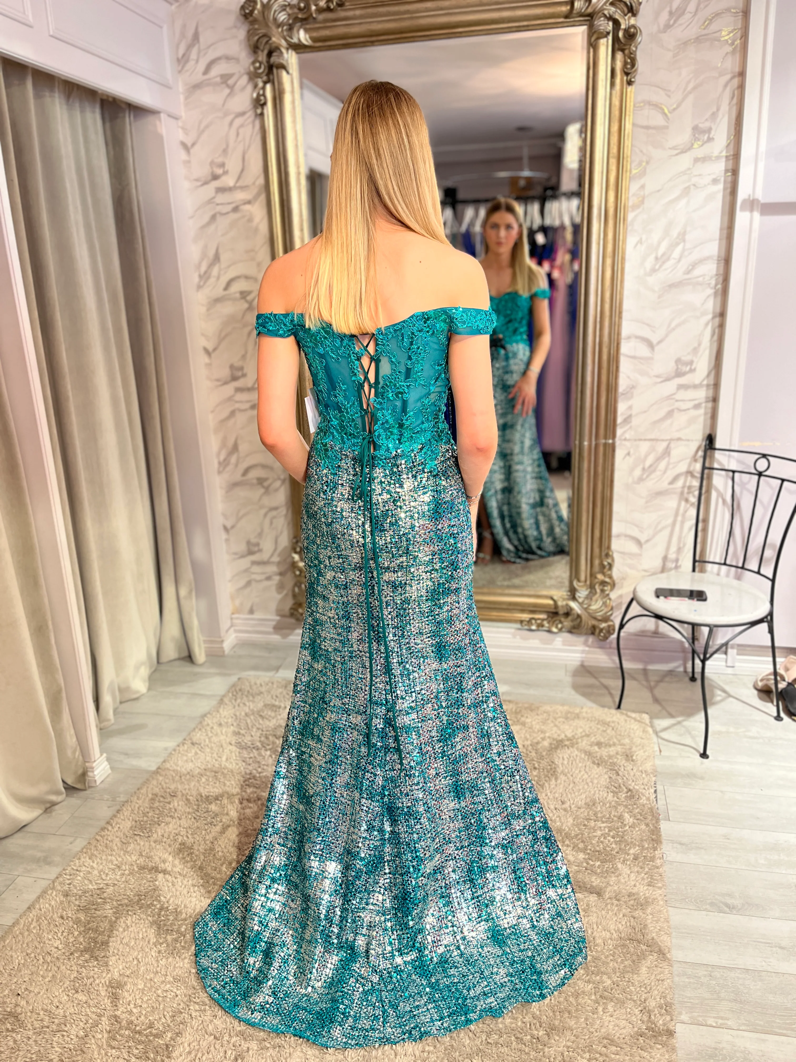 Green And Silver Sequin Bardout Prom Dress - Image 4