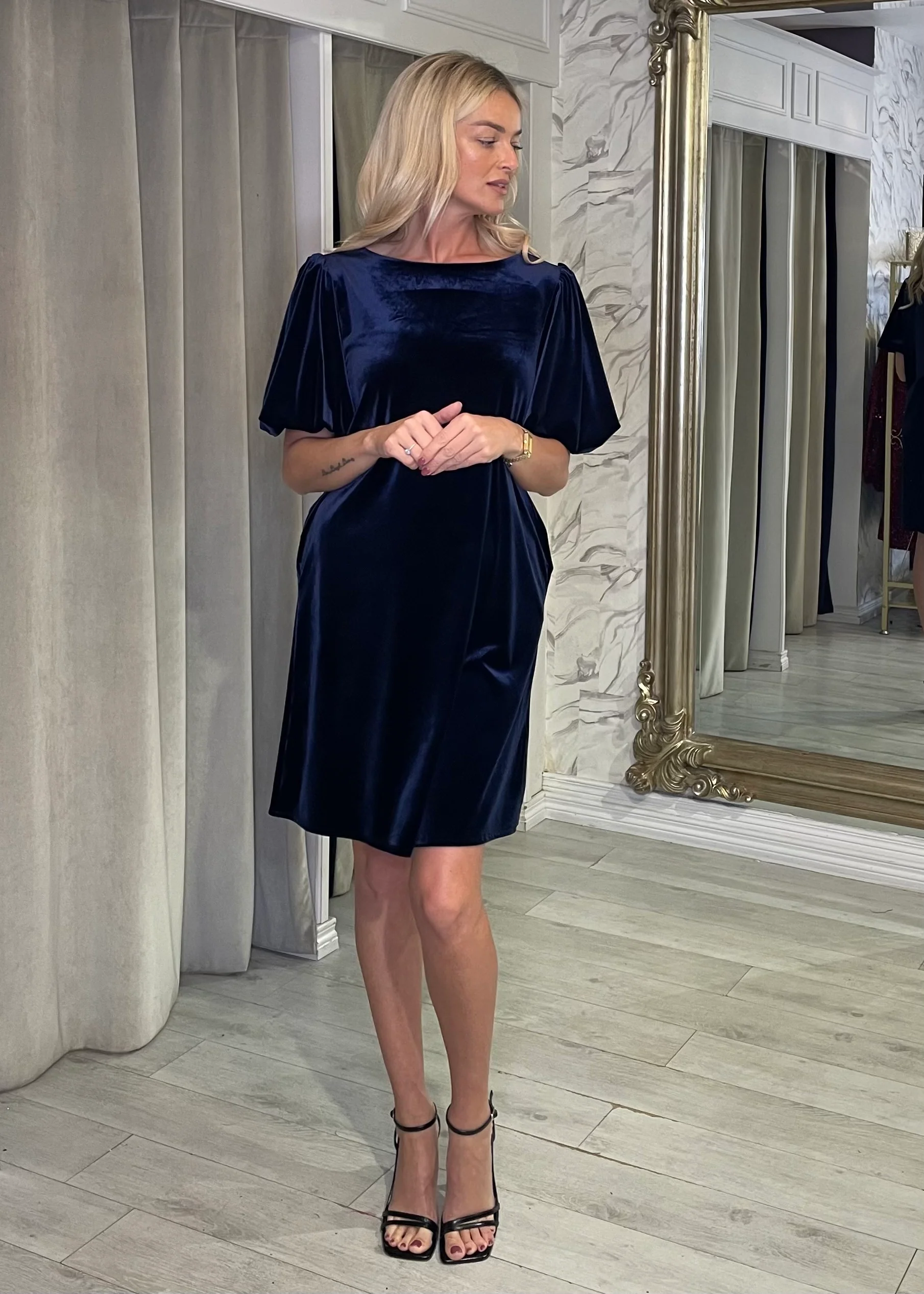 "Oakley" Dress In Navy Velvet - Image 4